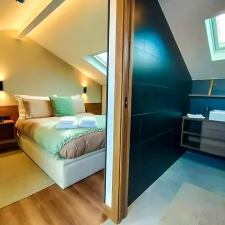 Castle Ξενοδοχείο με διαμερίσματα Λεϊρία