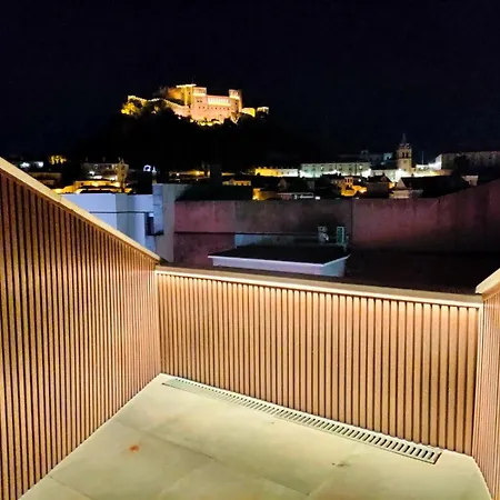 Castle Ξενοδοχείο με διαμερίσματα Λεϊρία